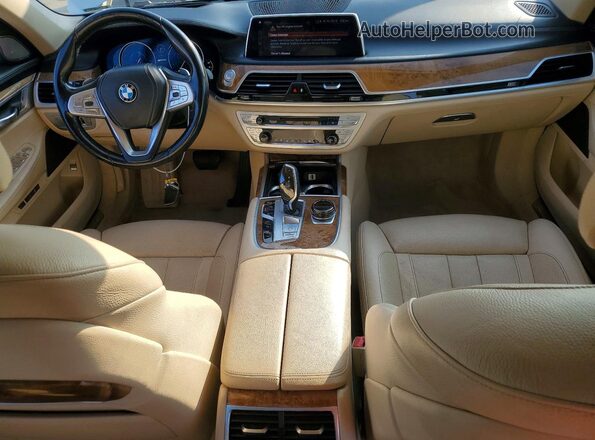 WBA7J2C57JG938324 2018 BMW OTHER Белый Вид щитка приборов