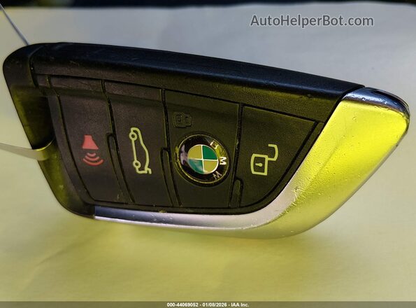 WBA83AP02NCK07160 2022 BMW M4 Белый Вид панели приборов