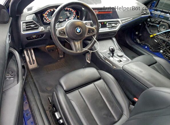 WBA83AP02PCM02193 2023 BMW M4 Blue Widok deski rozdzielczej
