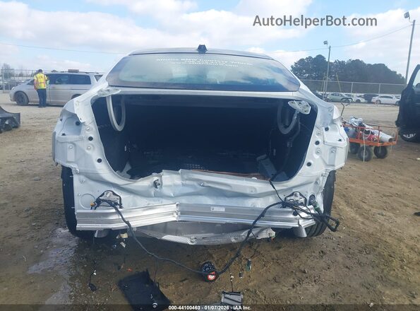 WBA83GG08T7T31734 2026 BMW OTHER White Vista frontal