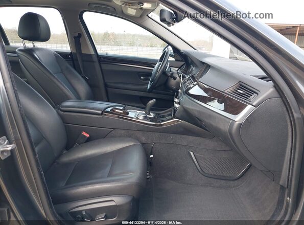 WBAFV3C56GD687473 2016 BMW 5 SERIES Серый Вид салона спереди