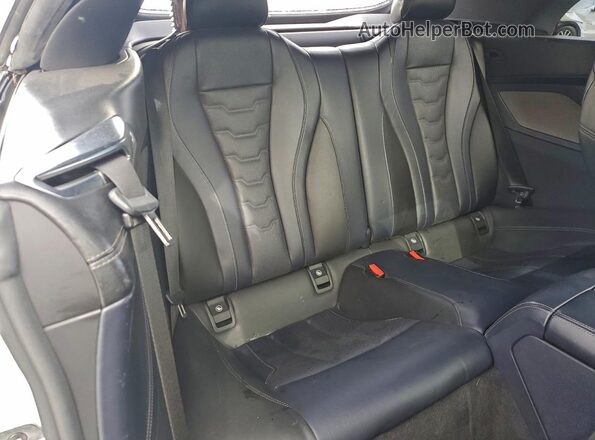 WBAFY4C58KBJ99028 2019 BMW M8 Белый Вид задних сидений