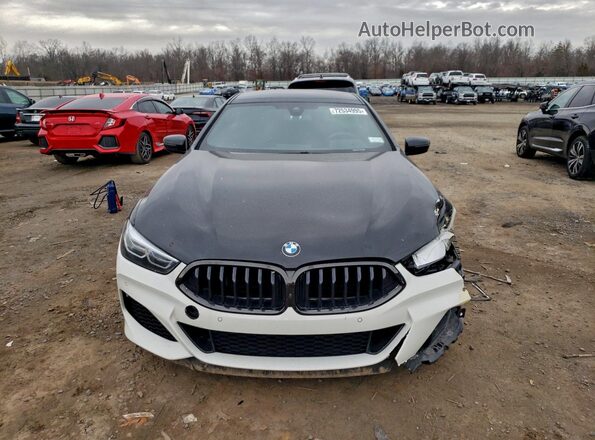 WBAGV8C01NCJ56769 2022 BMW M8 White Widok z przodu
