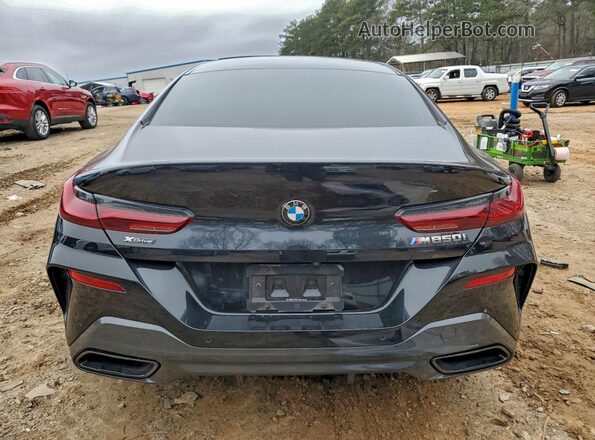WBAGV8C04NCH67611 2022 BMW M8 Черный Вид сзади