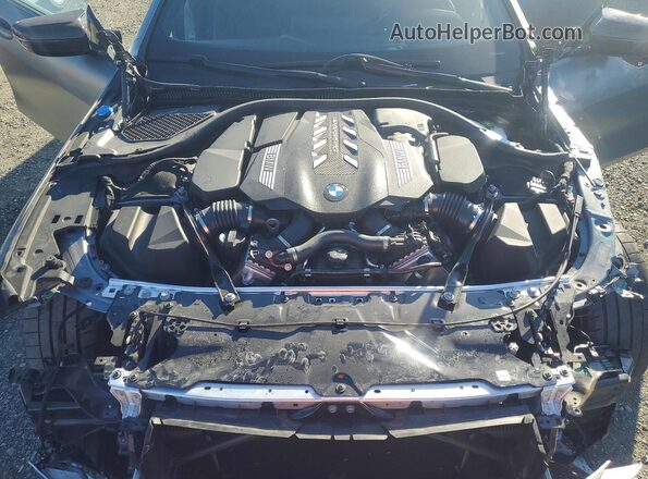 WBAGV8C04SCU26668 2025 BMW M8 Silver Vista interior trasera