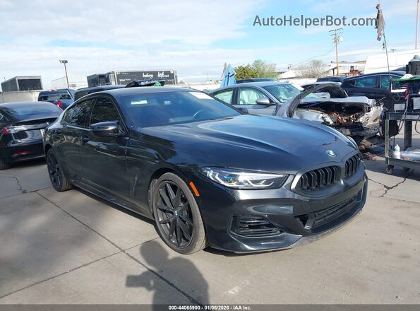 WBAGV8C09SCU48097 2025 BMW M8 Black Delantero derecho