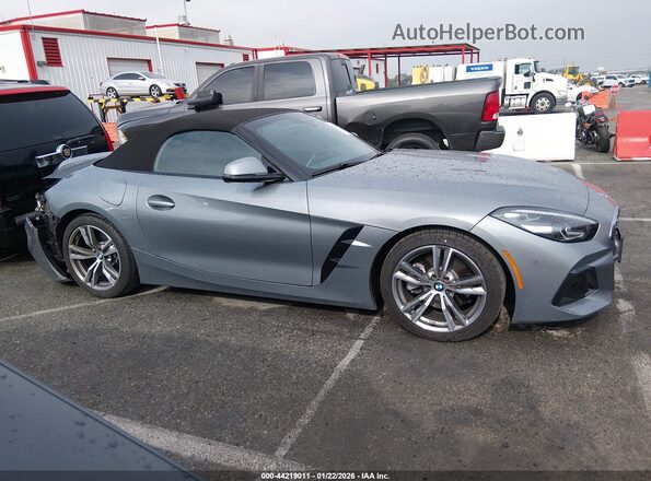 WBAHF3C07TWY51564 2026 BMW Z4 Серый Панорамный вид салона 360°