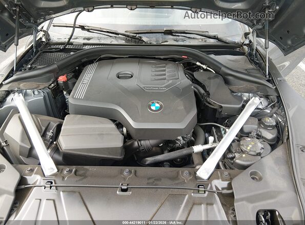 WBAHF3C07TWY51564 2026 BMW Z4 Серый Вид сзади