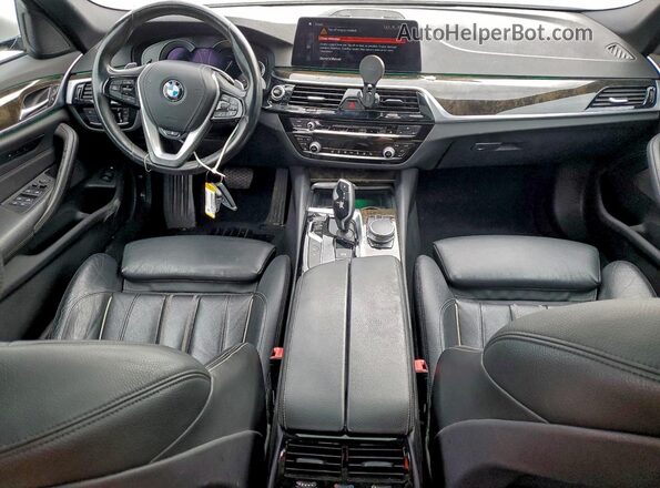 WBAJA9C51JB033718 2018 BMW 5 SERIES Белый Вид панели приборов