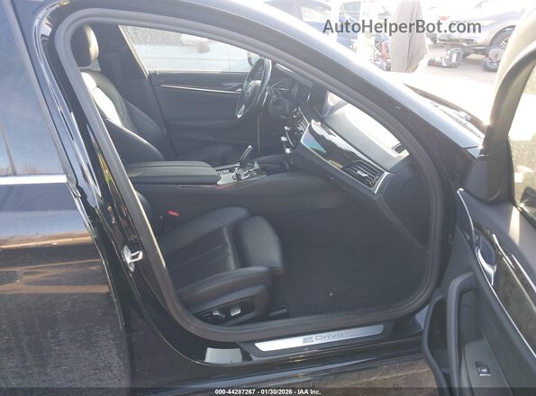 WBAJA9C59KB389044 2019 BMW 5 SERIES Black Widok wnętrza z przodu
