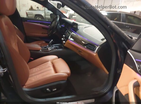 WBAJR7C02LCD13276 2020 BMW 5 SERIES Blue Widok wnętrza z przodu