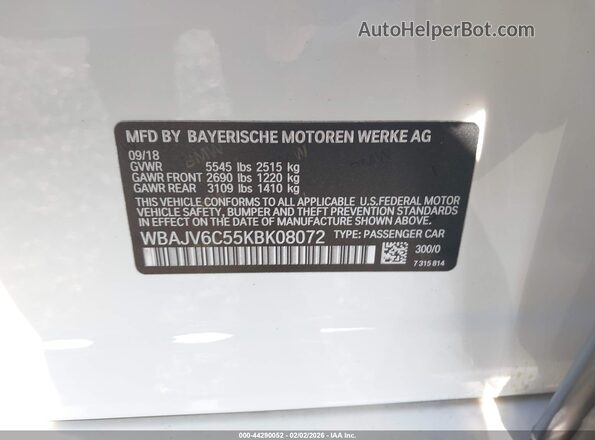 WBAJV6C55KBK08072 2019 BMW OTHER White Շարժիչի բաժամունքի տեսք