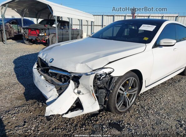 WBAJV6C55KBK08072 2019 BMW OTHER White Դիմացի տեսք