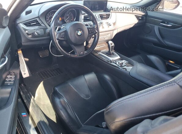 WBALL5C5XG5A20987 2016 BMW Z4 Черный Вид панели приборов