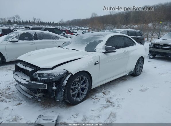 WBS1J5C52JVD37677 2018 BMW M2 Белый Передняя левая четверть