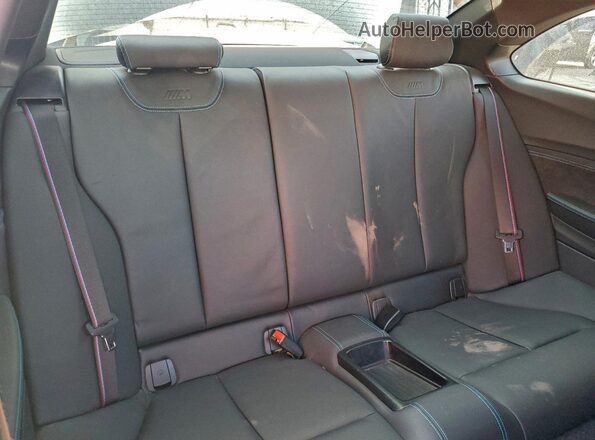 WBS2U7C05M7H04687 2021 BMW M2 Белый Вид задних сидений