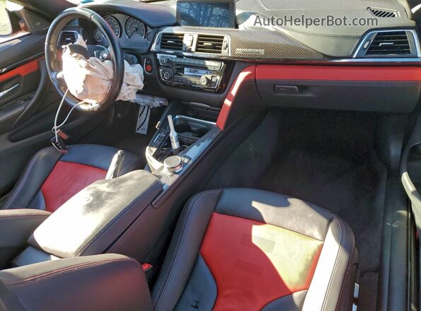 WBS4Y9C00LFJ55152 2020 BMW M4 Red Widok deski rozdzielczej