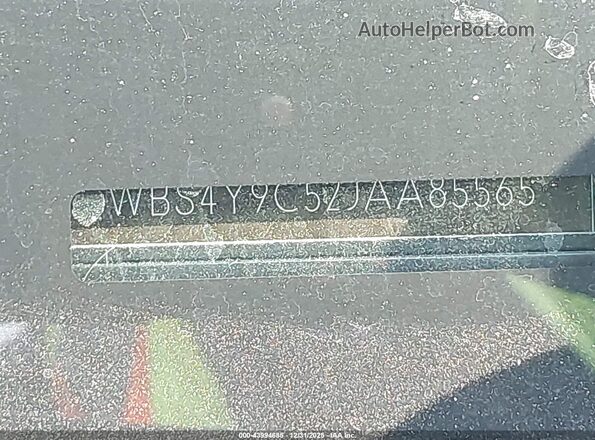 WBS4Y9C52JAA85565 2018 BMW M4 Серый Вид подкапотного пространства