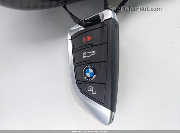 WBS53AY03NFM89739 2022 BMW M3 Желтый Вид панели приборов