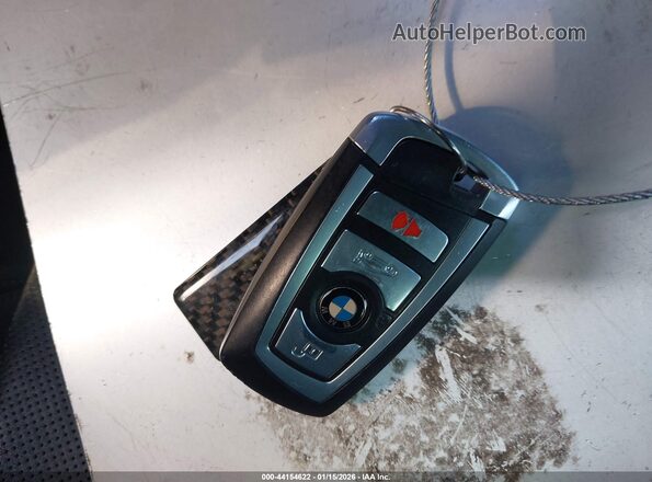 WBS6E9C57GG437270 2016 BMW M6 Белый Вид панели приборов