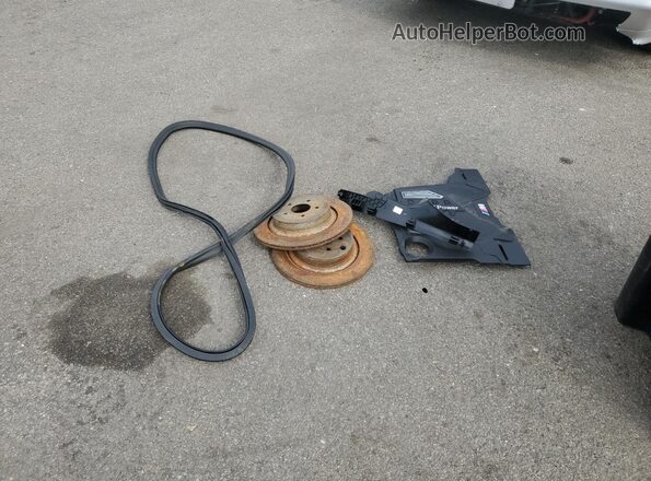 WBS83CH02MCF25450 2021 BMW M5 Черный Вид подкапотного пространства
