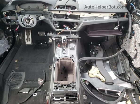 WBS83CH02MCF25450 2021 BMW M5 Черный Вид панели приборов