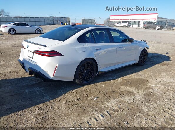 WBS83FK02TCW43178 2026 BMW M5 White Trasero derecho