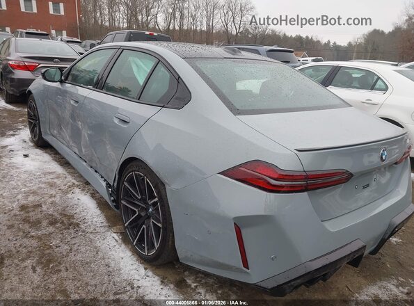 WBS83FK0XTCV28876 2026 BMW M5 Gray Trasero izquierdo