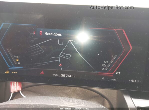 WBS83FK0XTCV28876 2026 BMW M5 Gray Vista de los asientos traseros
