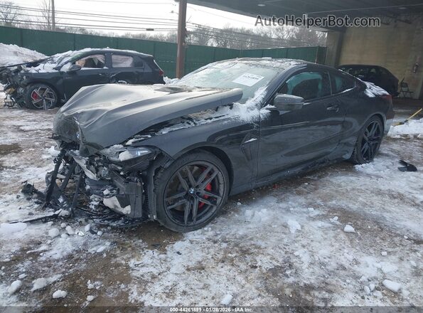 WBSAE0C06SCV42859 2025 BMW M8 Черный Передняя левая четверть