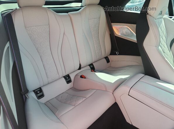 WBSDZ0C00SCT27754 2025 BMW M8 Black Вид задніх сидінь