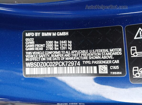 WBSDZ0C02PCK72974 2023 BMW M8 Dark Blue Вид підкапотного простору