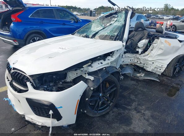 WBSDZ0C05RCP18148 2024 BMW M8 Белый Вид спереди