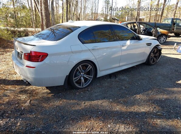 WBSFV9C52GD595775 2016 BMW M5 White Tył prawy