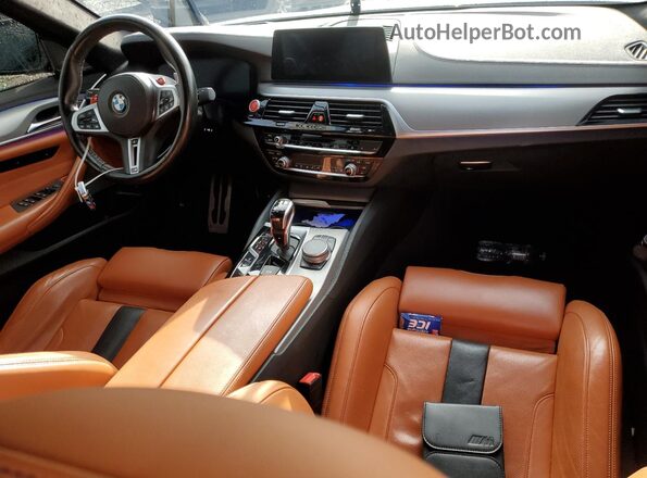 WBSJF0C01LB448778 2020 BMW M5 Gray Vista del salpicadero