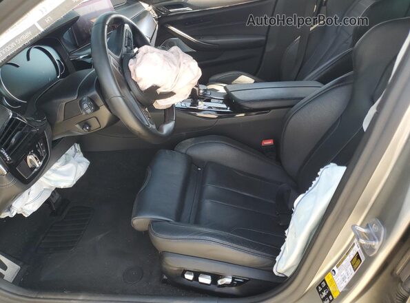 WBSJF0C50KB448281 2019 BMW M5 Черный Вид салона спереди