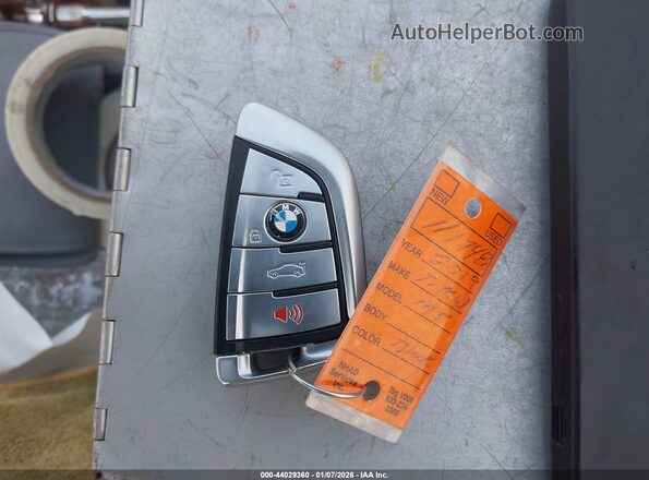 WBSJF0C51KB447575 2019 BMW M5 Черный Вид панели приборов
