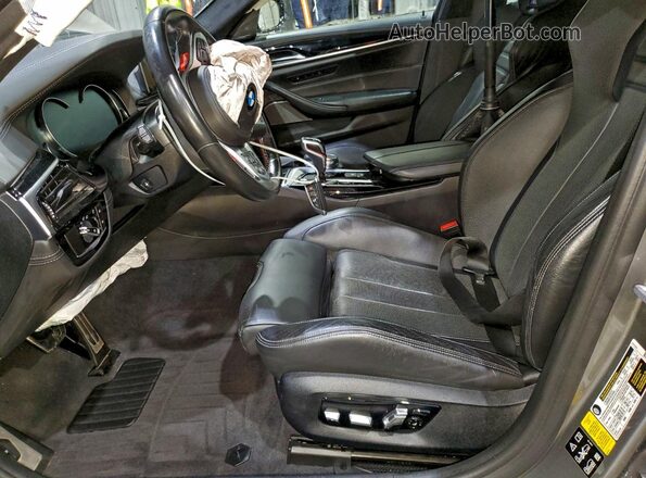WBSJF0C54JB283060 2018 BMW M5 Silver Սալոնի դիմացի տեսք