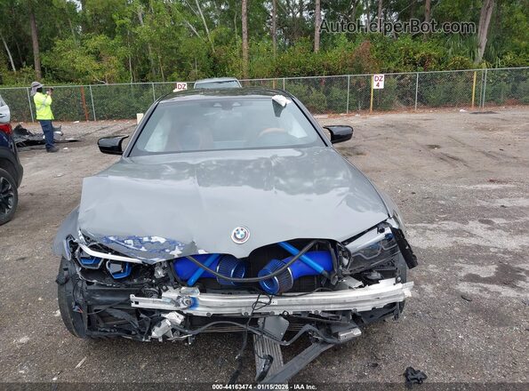 WBSJF0C57KB448732 2019 BMW M5 Серый Вид задней части салона