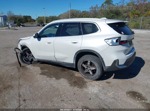 WBX73EF00P5X01048 2023 BMW X1 Белый Задняя левая четверть