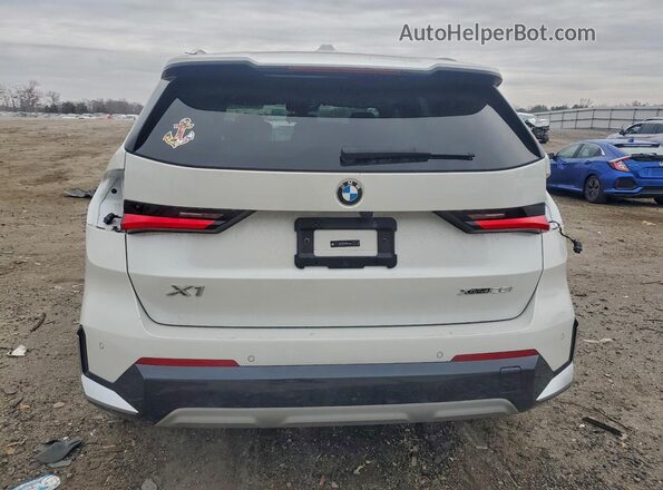 WBX73EF03R5Z31492 2024 BMW X1 Белый Вид сзади