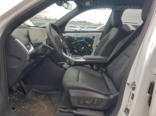 WBX73EF03R5Z31492 2024 BMW X1 Белый Вид салона спереди