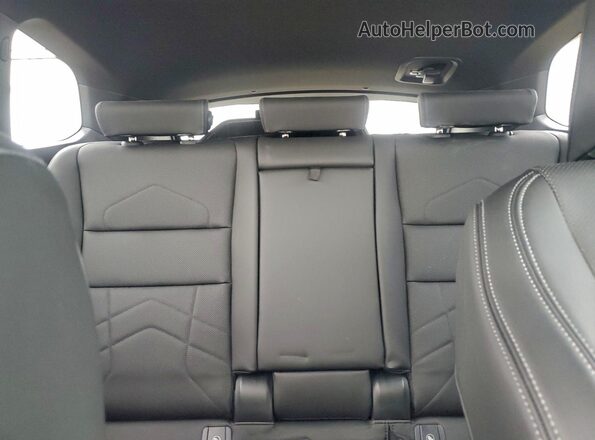 WBX73EF03R5Z31492 2024 BMW X1 Белый Вид задних сидений