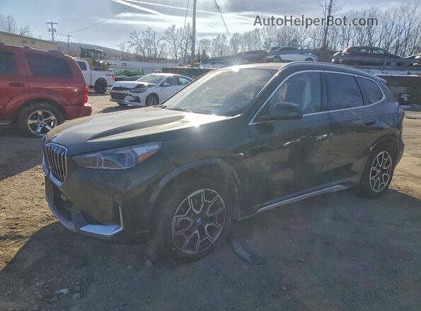 WBX73EF04S5392290 2025 BMW X1 Зеленый Передняя левая четверть
