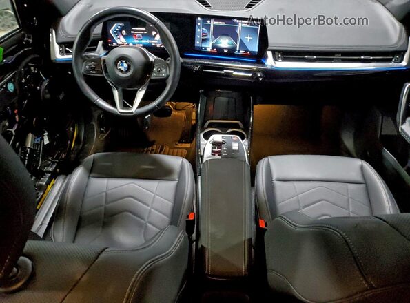 WBX73EF06P5X99227 2023 BMW X1 Черный Вид панели приборов