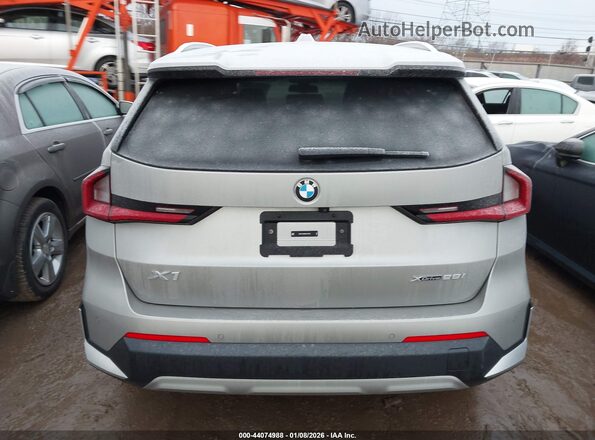 WBX73EF06R5Z70478 2024 BMW X1 Серебряный 