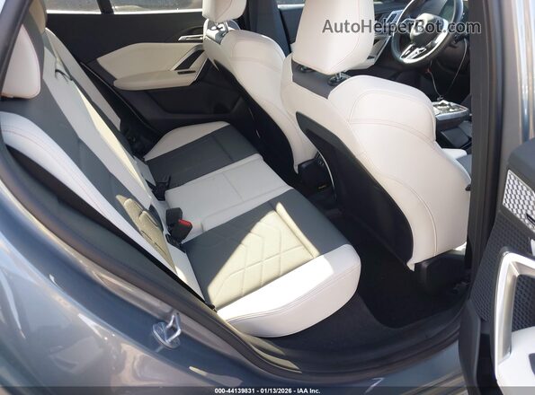 WBX83GM06S5113554 2025 BMW X2 Серый Вид наклейки с VIN-кодом