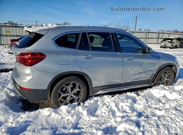 WBXHT3C30J5K31327 2018 BMW X1 Silver Tył prawy