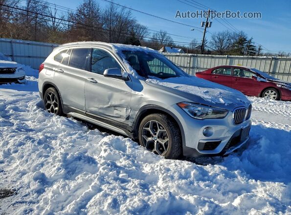 WBXHT3C30J5K31327 2018 BMW X1 Silver Przód prawy