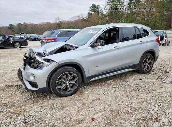 WBXHT3C32J5K26257 2018 BMW X1 Silver Przód lewy